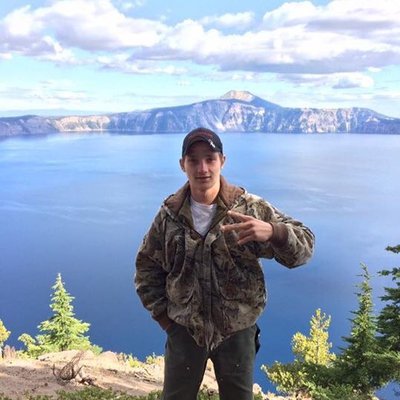 Profile Picture of Jeff Iverson (@JeffIverson12) on Twitter