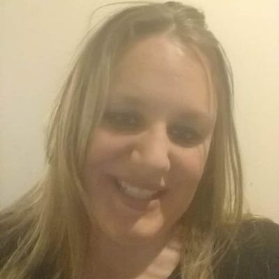 Profile Picture of Beth Bergstrom (@bergstrom_beth) on Twitter