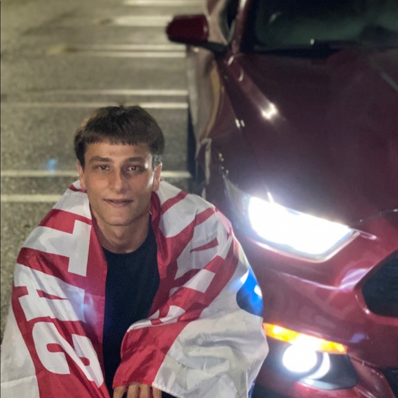 Profile Picture of Kyle Kadish (@easymoney4237) on Poshmark