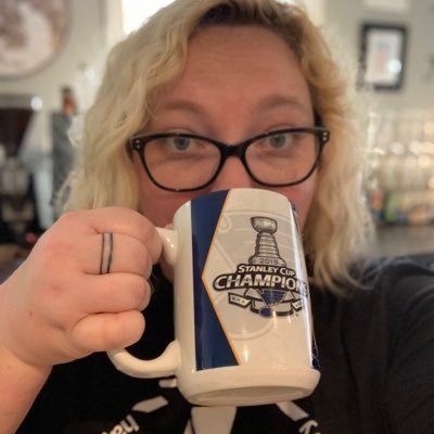 Profile Picture of MrsGuffalicious (@AlexGuffey4) on Twitter