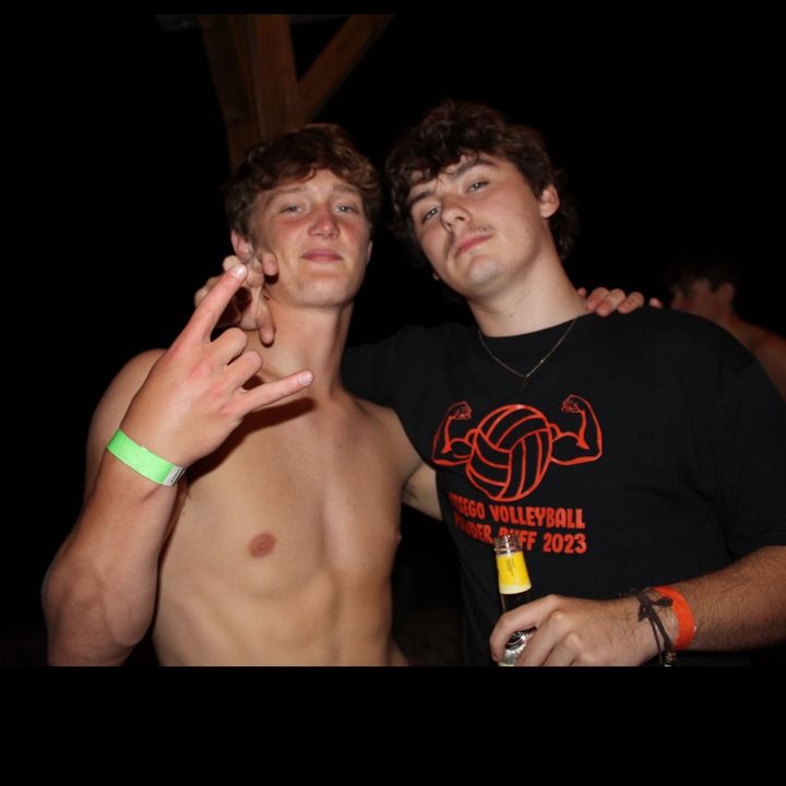 Profile Picture of devinfarley15 (@devinfarley150) on Tiktok