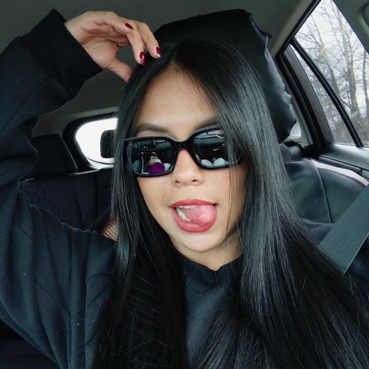 Profile Picture of Paula Caro (@paulacaroo__) on Tiktok