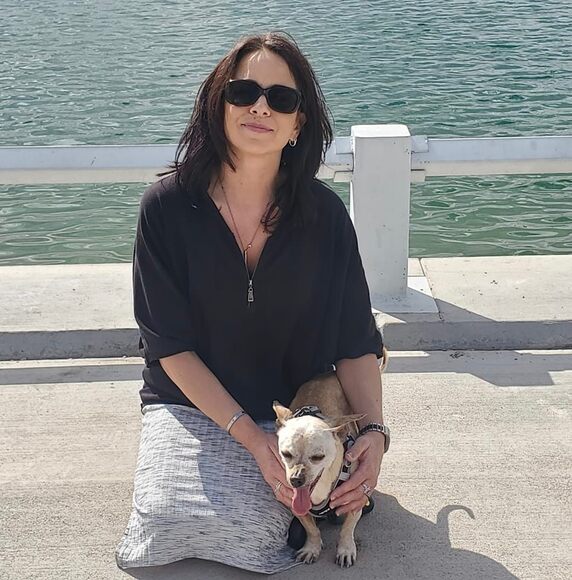 Profile Picture of Erin Escher (@erinescher) on Poshmark