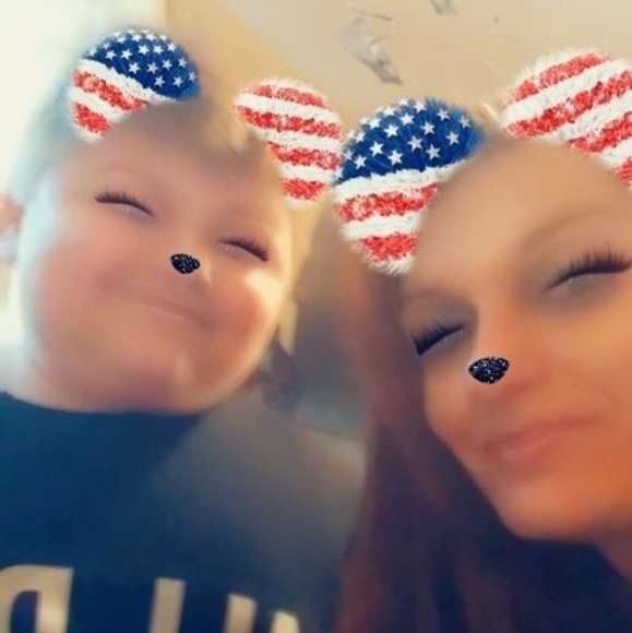 Profile Picture of Jessica Elms (@jessicaelms89) on Poshmark