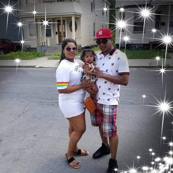 Profile Picture of Dinesh Reesheram (@dineshreesheram) on Poshmark