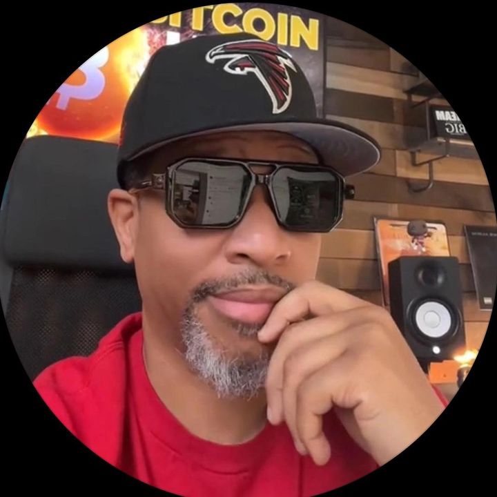 Profile Picture of Calvin Hill (@calvinpop02) on Tiktok