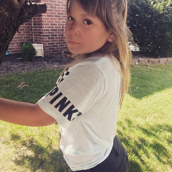 Profile Picture of Kennedy Williams (@kennedylea) on Poshmark