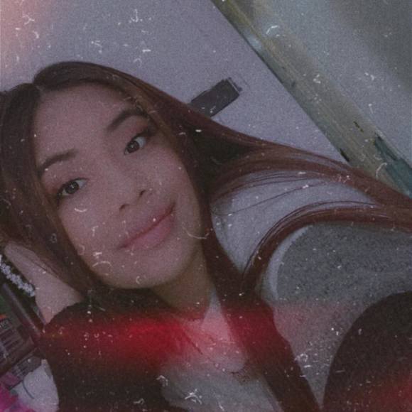 Profile Picture of Diana Martinez (@dianafl02) on Poshmark