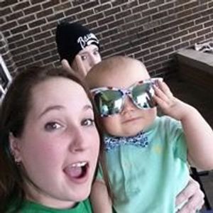 Profile Picture of Julie Large (@julie.e.large) on Myspace