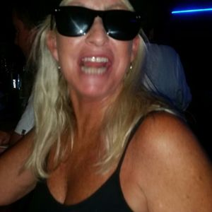 Profile Picture of Liz Quinton (@libbyquinton.gmail.com) on Myspace