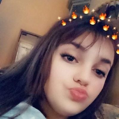 Profile Picture of Claire Starrett (@StarrettClaire) on Twitter