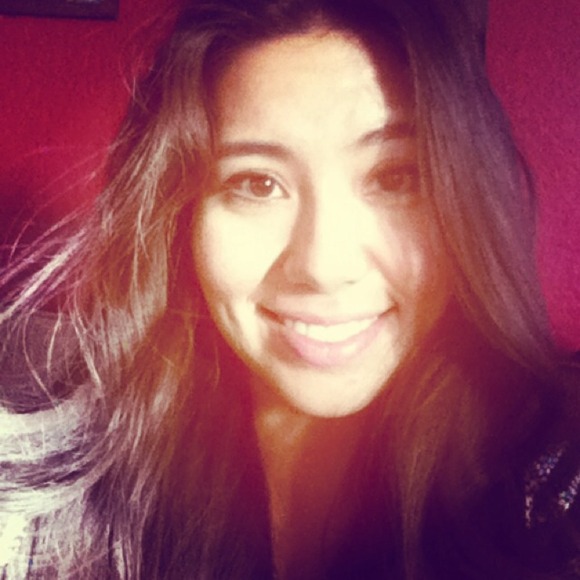 Profile Picture of Michaela Martin (@michaelala123) on Poshmark