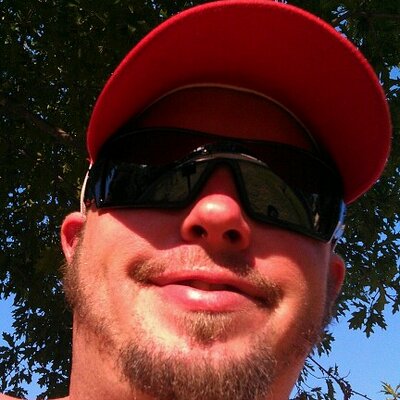 Profile Picture of Bryan Farrow (@HotlikeSauce512) on Twitter