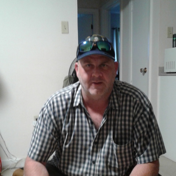 Profile Picture of David c Gauthier (@gauthierd46) on Poshmark