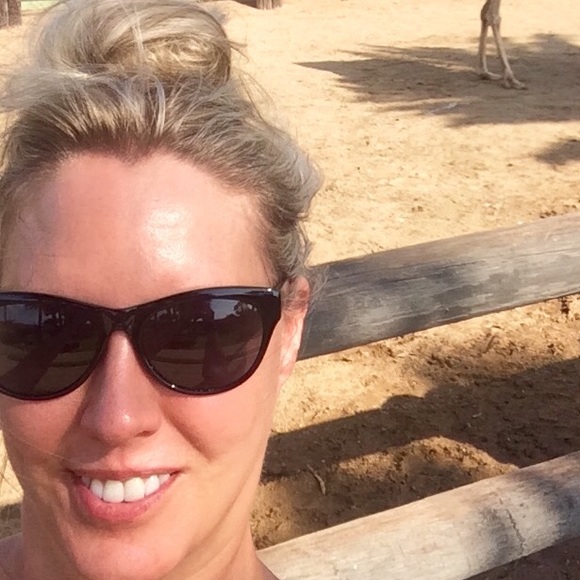 Profile Picture of Kristi Fisler (@kfiz) on Poshmark