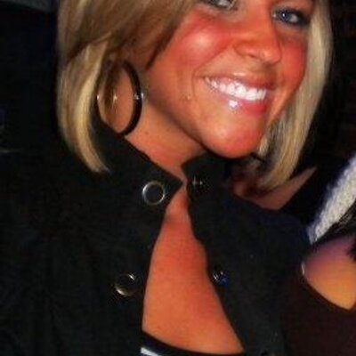 Profile Picture of Aimee Mock (@aimeecmock) on Twitter