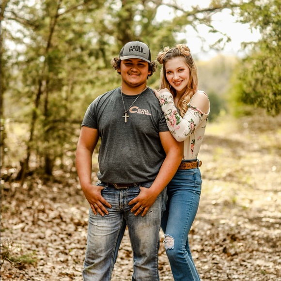 Profile Picture of Marshall Dillion (@m_dillion) on Poshmark