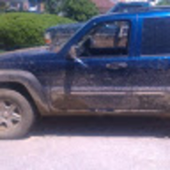 Profile Picture of Gregory Kaczmarczyk (@gkaczma1) on Poshmark