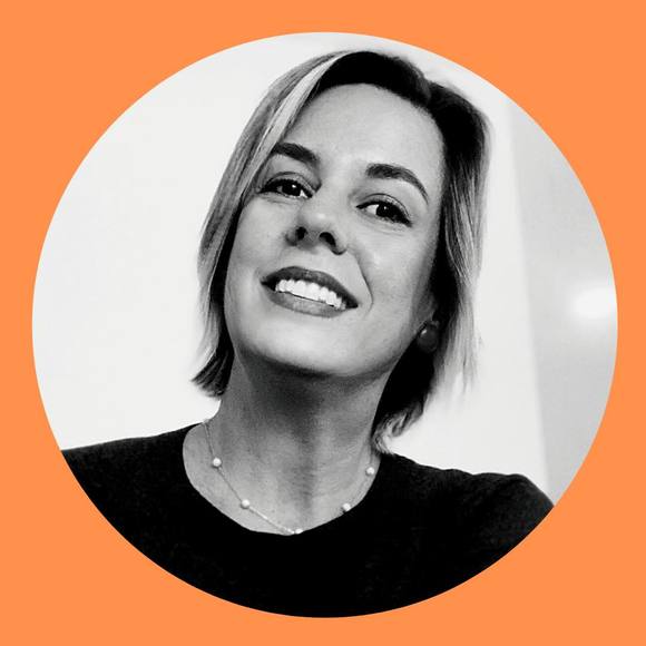 Profile Picture of Daniela Galvao (@danielagalvao) on Poshmark