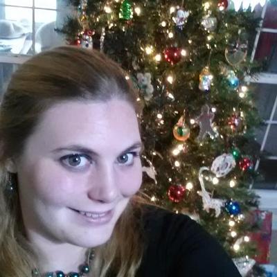Profile Picture of Crystal Hau (@e2e61a46b4ab4fb) on Twitter