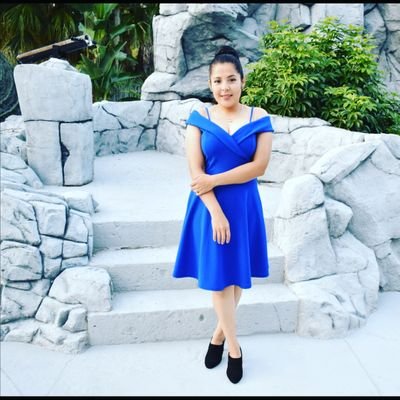 Profile Picture of Vilma Cruz (@vmch19) on Twitter