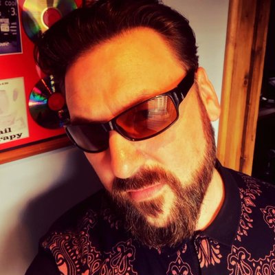 Profile Picture of Mark Anthony Hoey (@markanthonyhoey) on Twitter