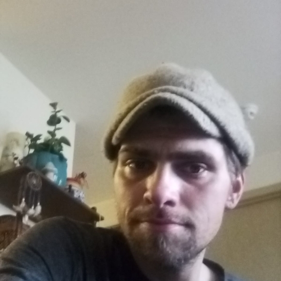 Profile Picture of Drew Stewart (@cyyfuc) on Poshmark
