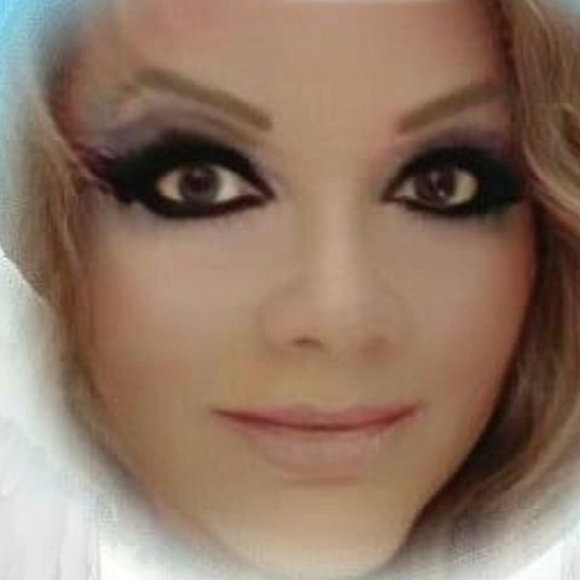 Profile Picture of Dianne Kagarice (@pauldevern_kaga) on Poshmark