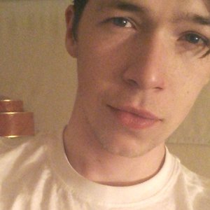 Profile Picture of Eli (@olson-robinson) on Myspace