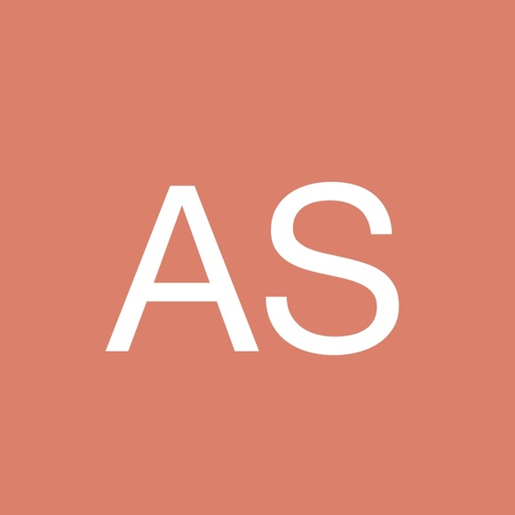 Profile Picture of Andrew Solomon (@drewsdrip17) on Poshmark