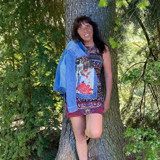 Profile Picture of Christa Englert (@christa.englert) on Facebook