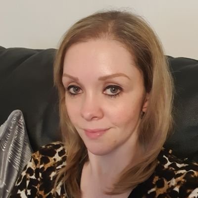 Profile Picture of Kimberley Mayhew (@kim_mayhew) on Twitter