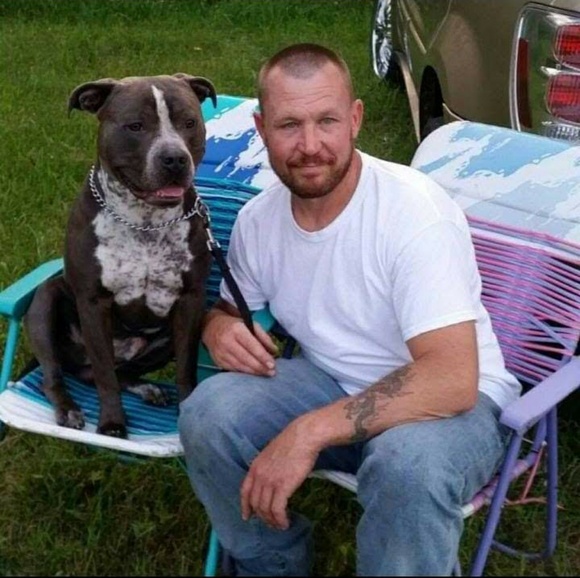 Profile Picture of Mike Green (@mrgbmf) on Poshmark