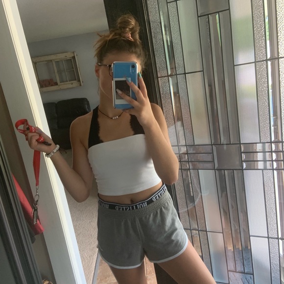 Profile Picture of Alexalin Moses (@lexasmallfry) on Poshmark