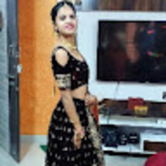 Profile Picture of Srushti meher Meher (@mehersrushti) on Poshmark