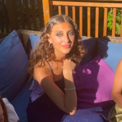 Profile Picture of Lara-Nour Walton (@WaltonNour) on Twitter