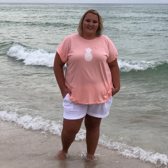 Profile Picture of Katelyn Shannon (@katelynkshannon) on Poshmark