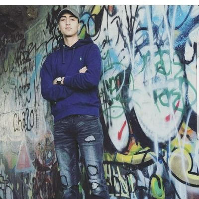 Profile Picture of Carlos Zavala (@CHAMPAGNECHAPO_) on Twitter
