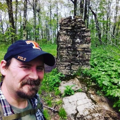 Profile Picture of James Hall (@Lycan1204) on Twitter