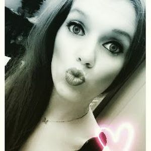 Profile Picture of Aimee Sharpe (@@aimeesharpe) on Tiktok