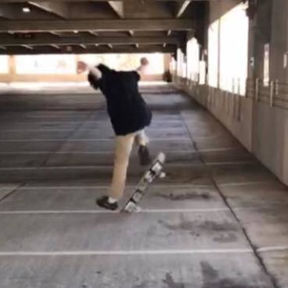 Profile Picture of Michael Shepherd (@opxssiveo) on Poshmark