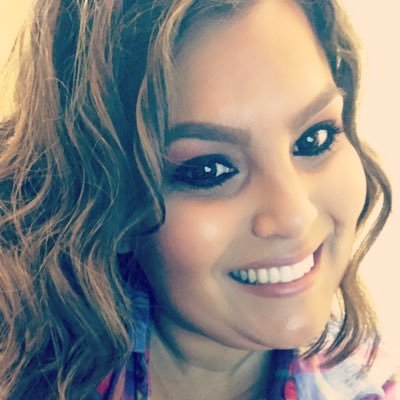 Profile Picture of Monique Garza (@nietomonique1) on Twitter