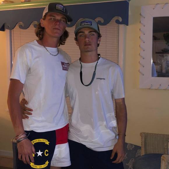 Profile Picture of Thomas Bowling (@flamingthomas12) on Poshmark