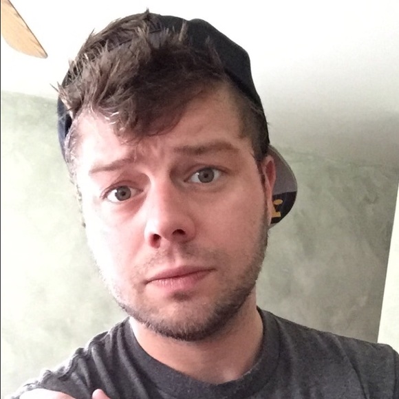 Profile Picture of Kyle Brajdic (@kylebrajdic) on Poshmark