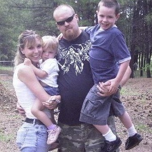 Profile Picture of Tehra Gosch (@tehragosch) on Myspace