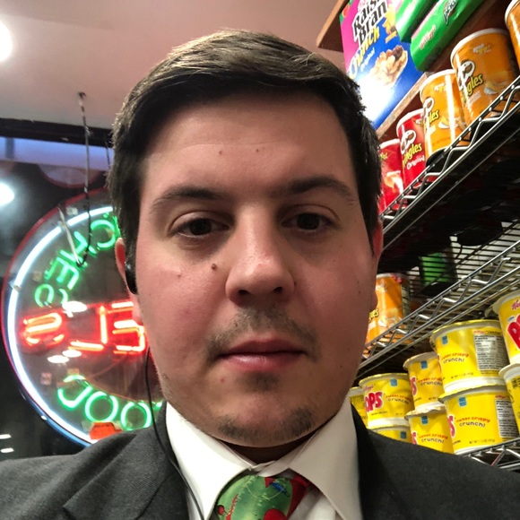 Profile Picture of Robert Keen (@keenmachine) on Poshmark