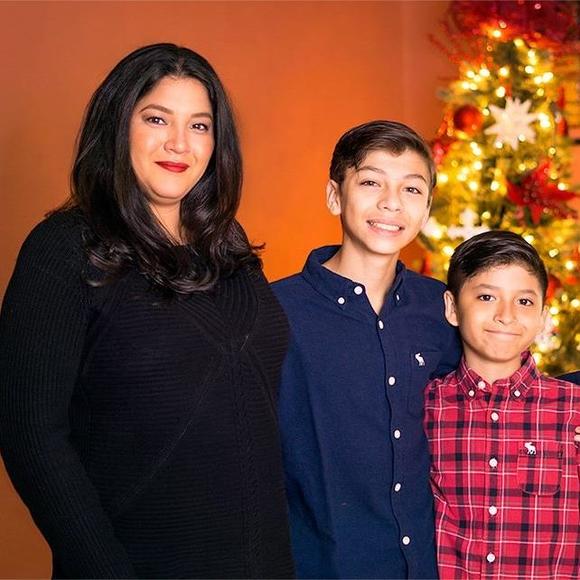 Profile Picture of Jules Enriquez (@jules23m) on Poshmark