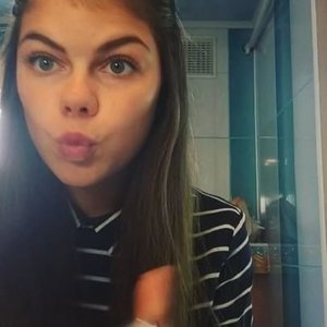Profile Picture of Ann Limones (@limones123) on Myspace