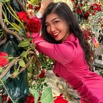 Profile Picture of Zoe Liu (@zeroyalblue) on Instagram