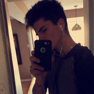 Profile Picture of Malcolm Newton (@Mac0513n) on Twitter